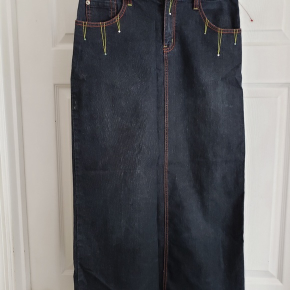 C.J.Jeans Denim Skirt - Picture 1 of 5